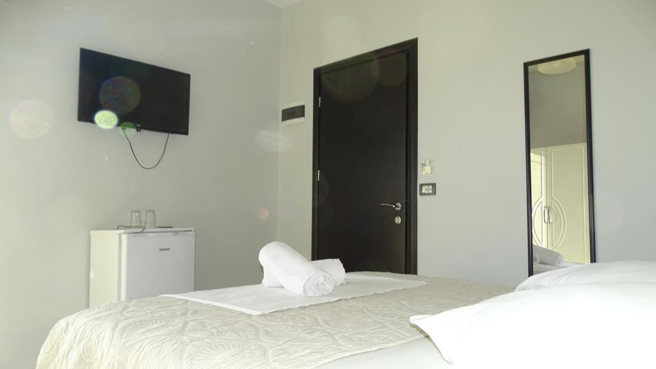 Hotel Ardiani Ксамил Экстерьер фото